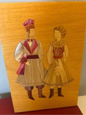 Vintage Polish Straw Art Wall Plaque 
Folk Couple Raised Tactile Wood 6”